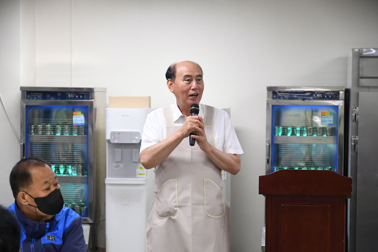 노인복지관 배식봉사 이미지