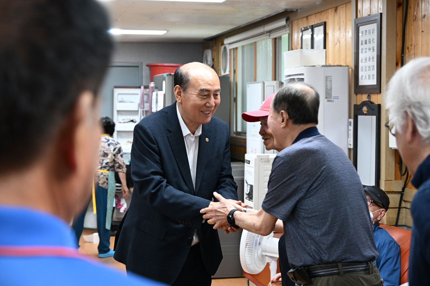 송내동 소재 경로당 인사 방문 (10)