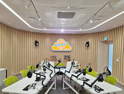 라디오스튜디오 공간 관련 이미지