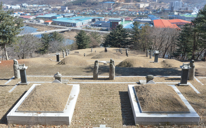 정사호 선생 묘역 사진